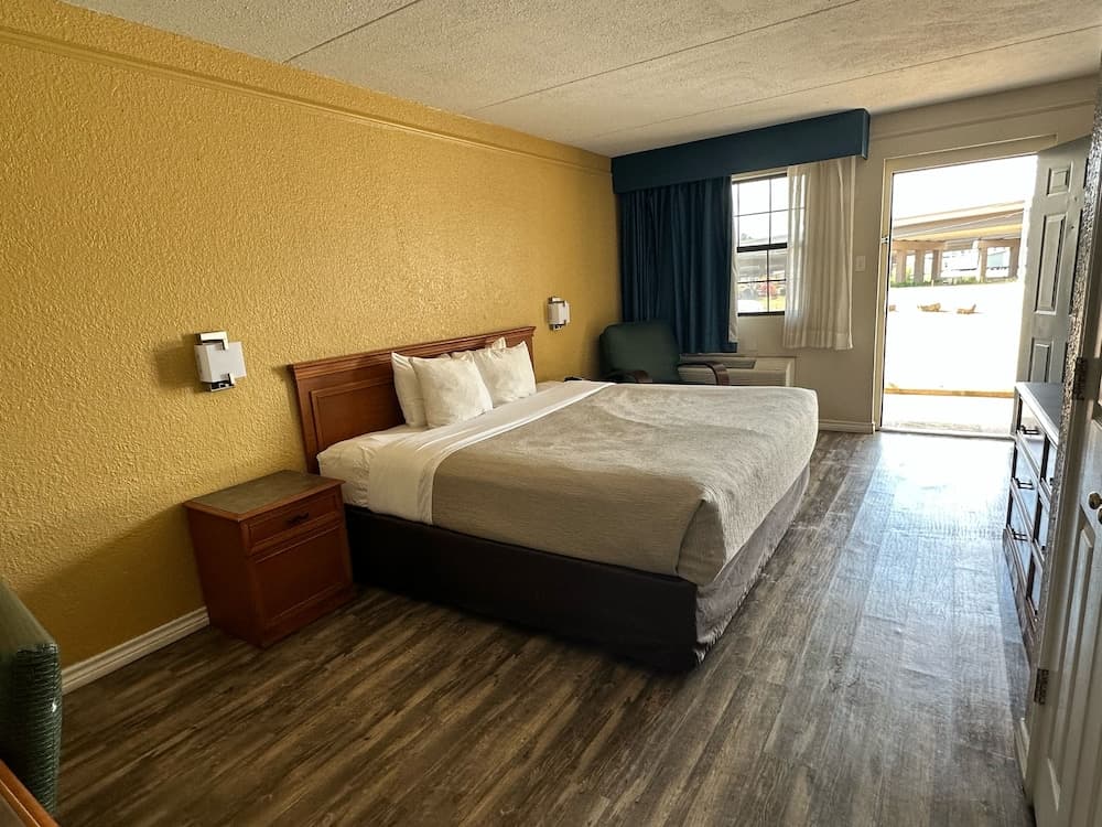 Baymont by Wyndham Nacogdoches Near University