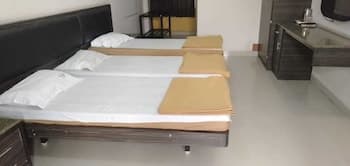 i-ROOMZ Hoysala Residency