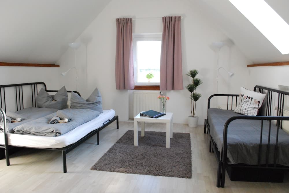 Ferienwohnung auf Pferdehof bei Neustadt