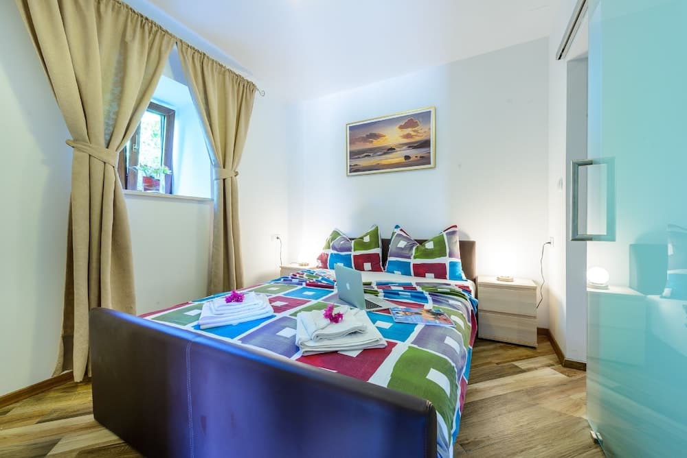 Apartments None & Nono