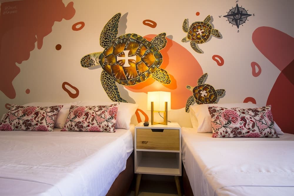 Casa del Puerto Hostel & Suites