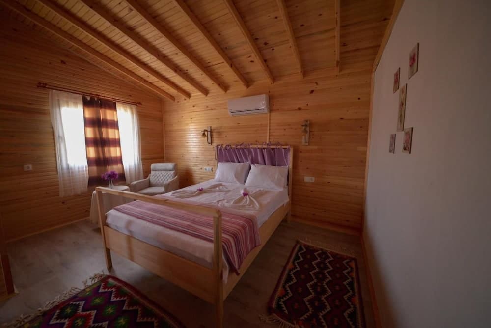 EM-BA Butik Bungalov