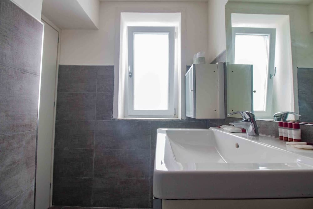 Carafa's Central Apartments