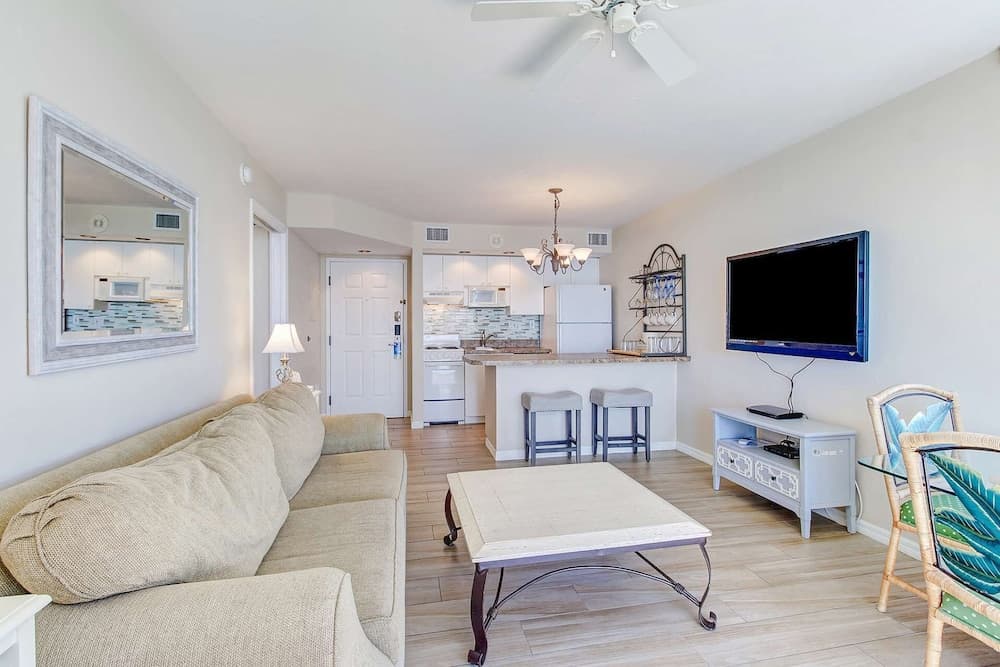 Lovers Key Resort 1003