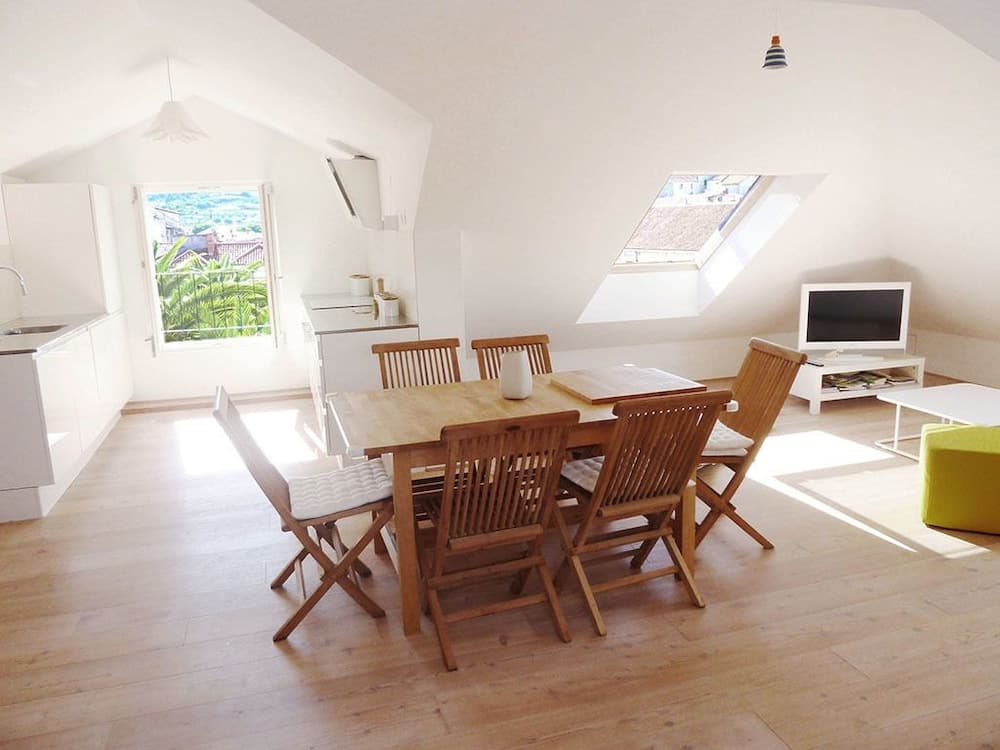 Hvar Attic Apartment