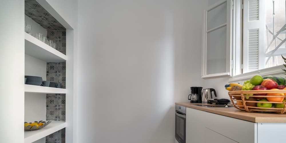 Nemeseos 82m² homm Apartment with Roof Garden and Pool