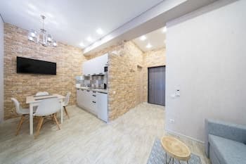 More Apartments na Turchinskogo 10