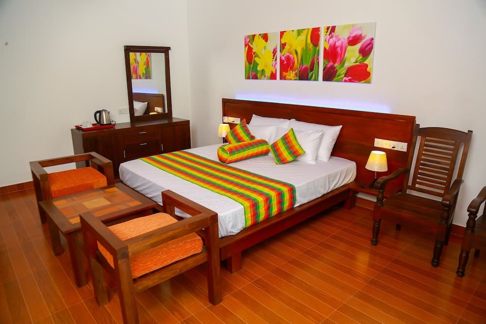 Heaven in Satin Woods Rekawa