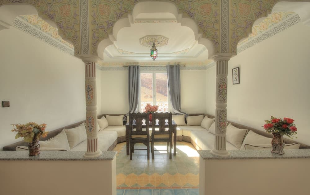 Hotel New Mars Dades