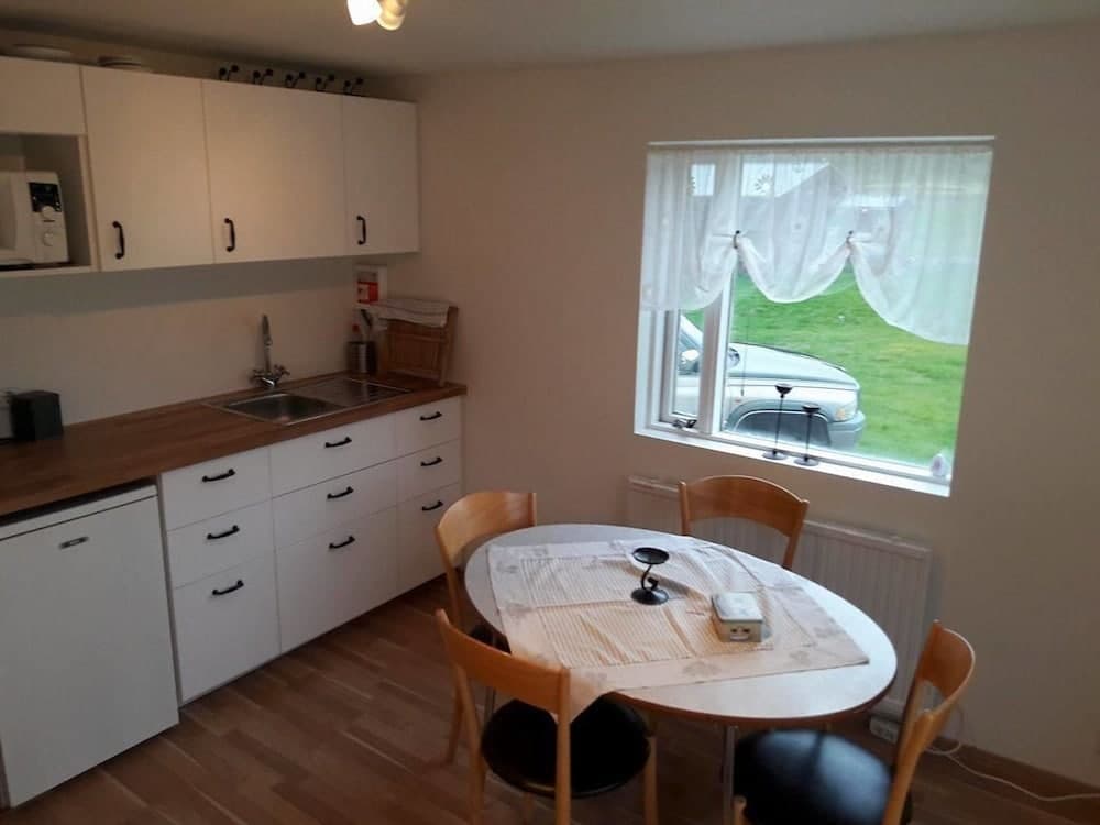 Sandhaugar Guesthouse