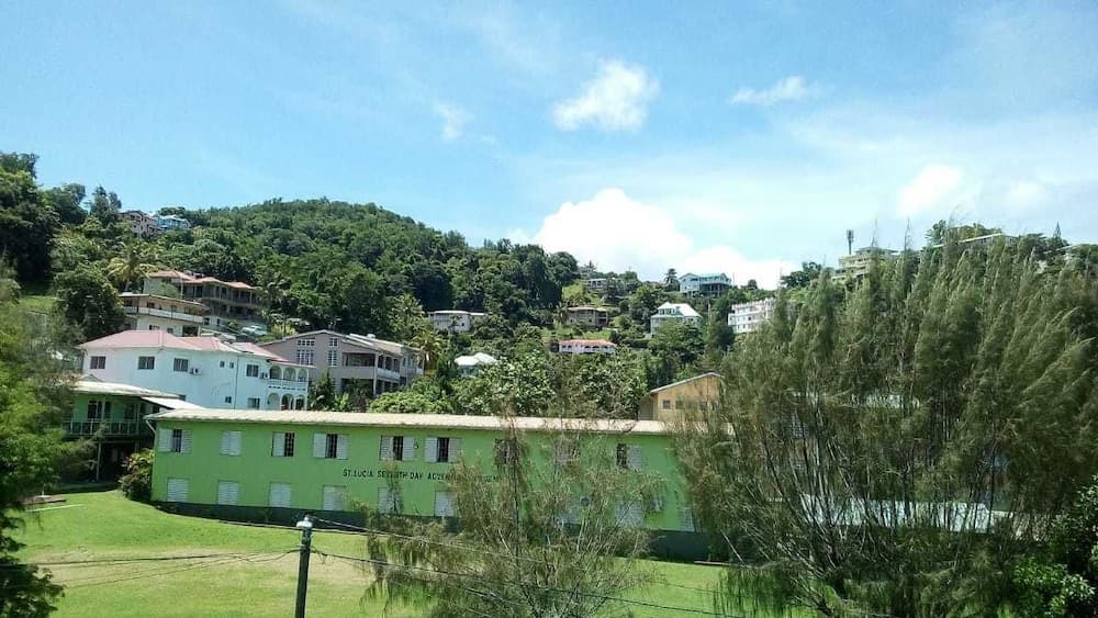 Octave's Beach Trek Apartment