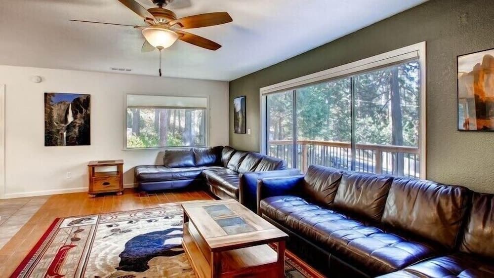 Yosemite Scenic Wonders  Golden Trout