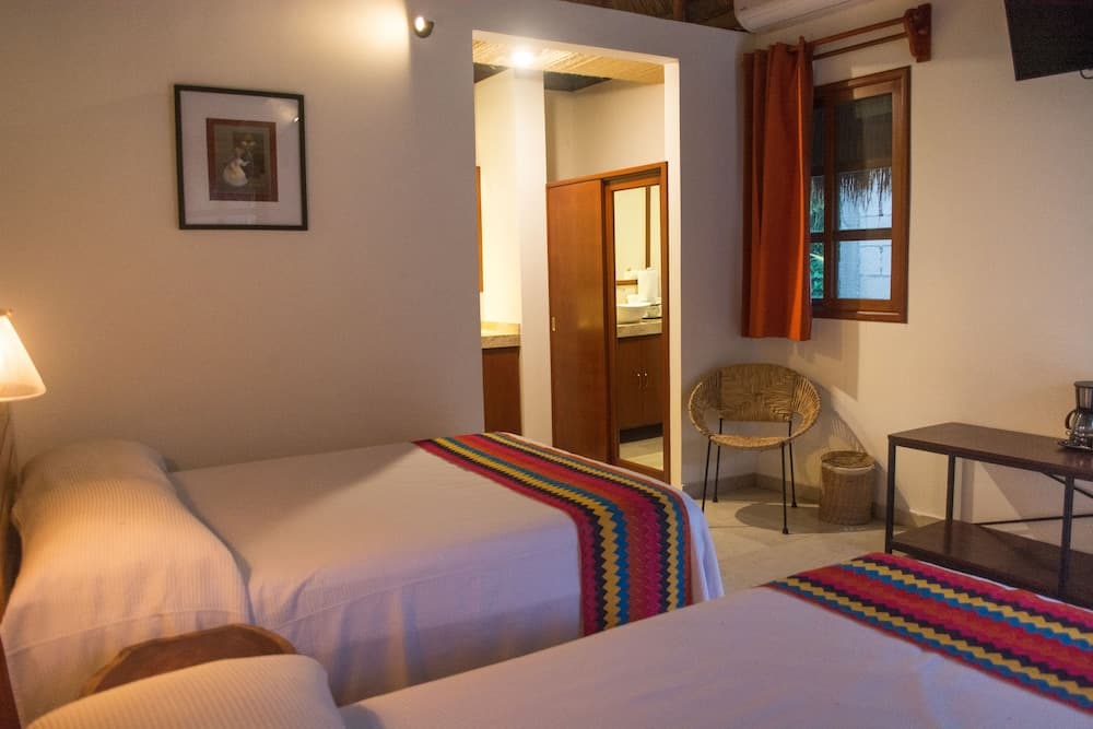 Poza Clara Sanctuary Hotel