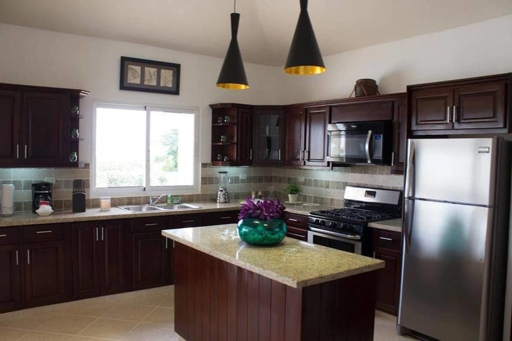 4 Bed Villa Minutes From Downtown Sosua