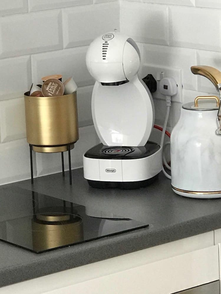 Flat 1 Helena House, 1-bed, Sleeps 2, Garden