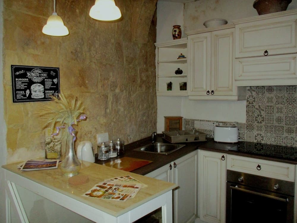 Tal-Kapilluna Zebbug Guest House