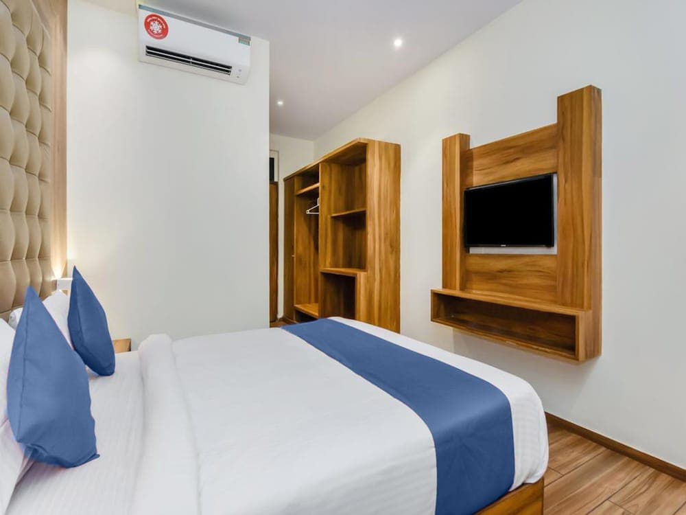 Art Mumbai Airport Hotel