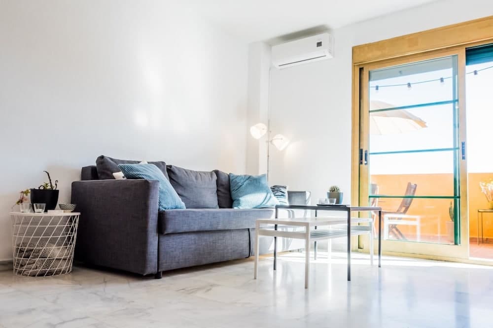 Arroyo Rooftop Apartment