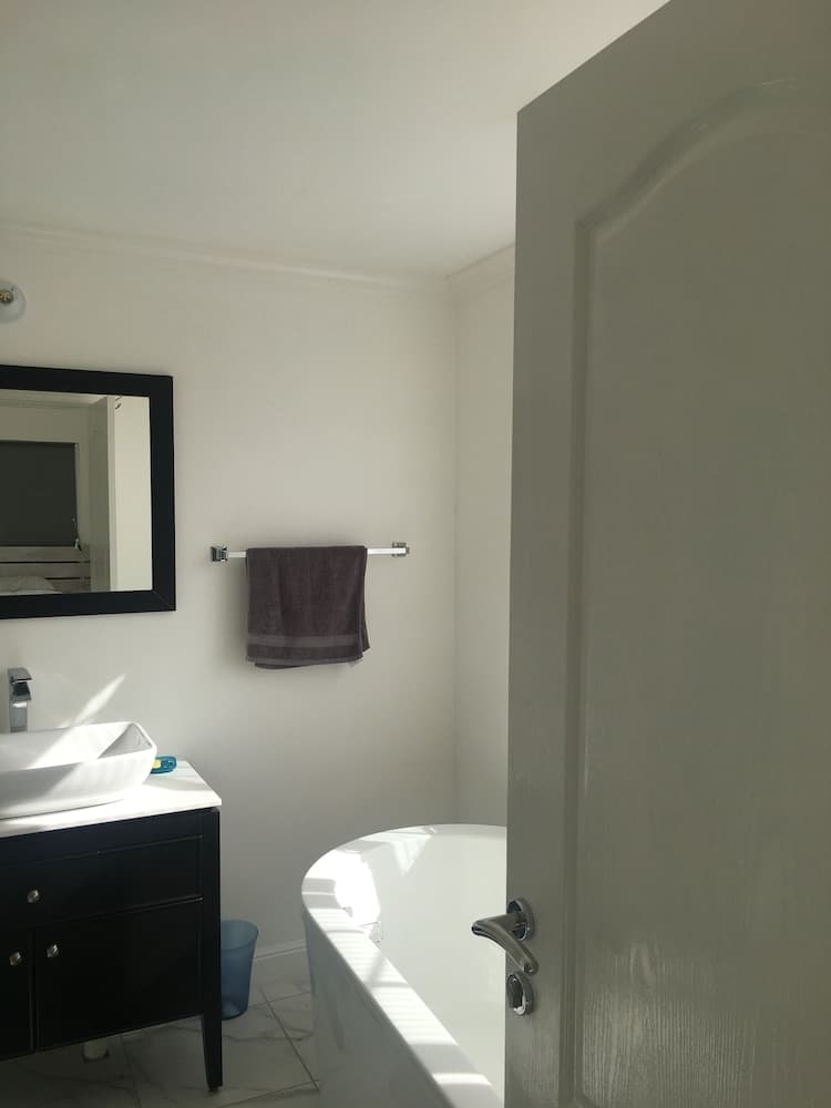 Idyllic Duplex with Ocean