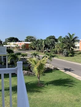 Idyllic Duplex with Ocean