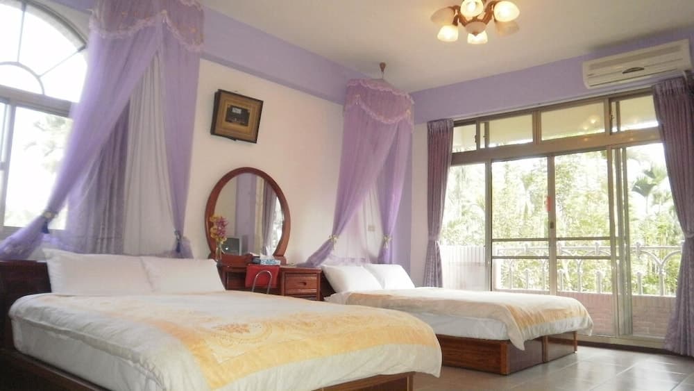 Flora Rexort Guesthouse