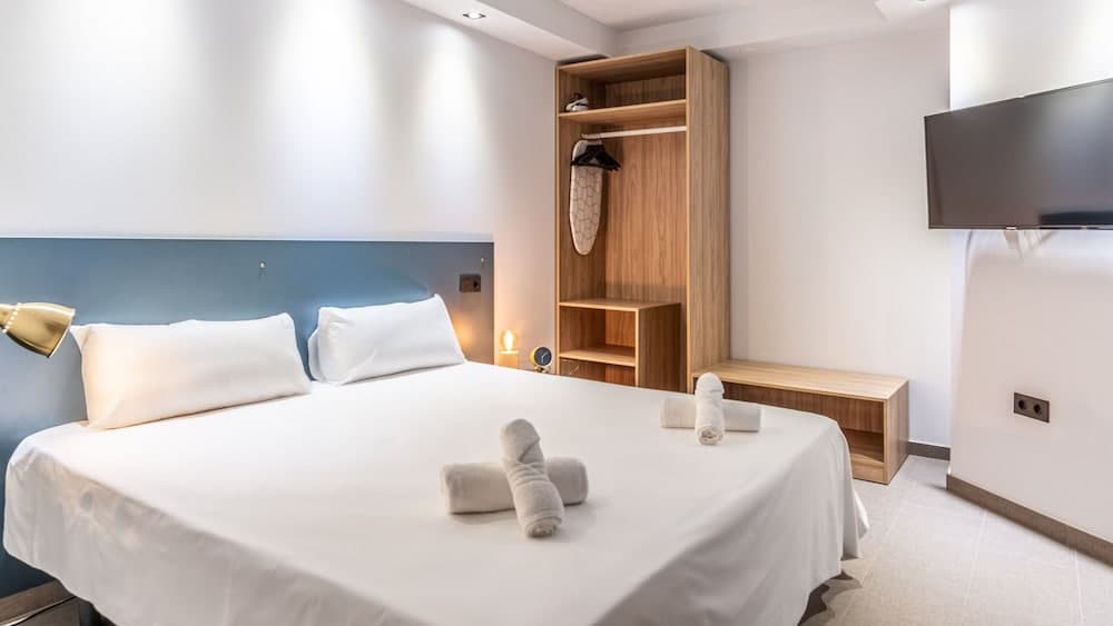 Poem Suites by Airnest