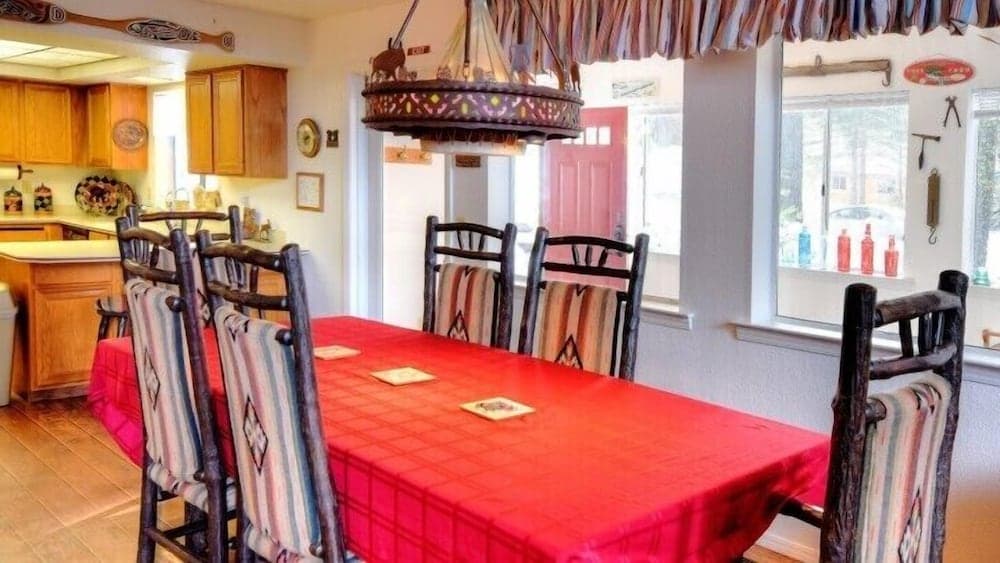 Scenic Wonders Christmas Cabin 3 Bedroom