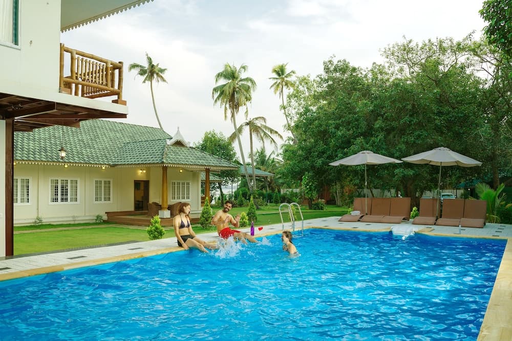 Cyrus Resort by Tolins Hotels & Resorts