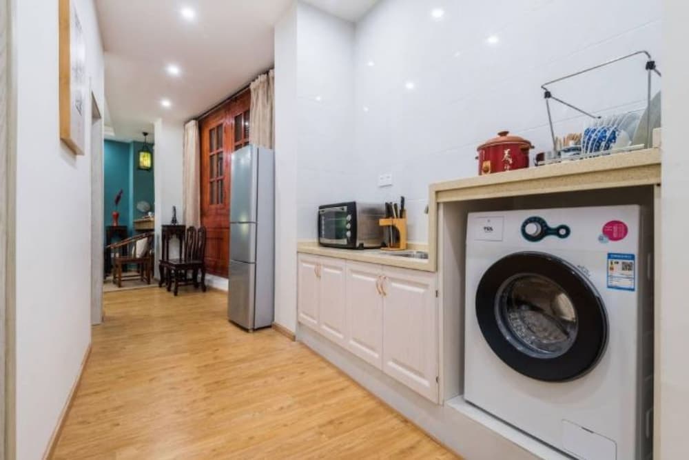 Man Yin Ju Chinese Style Apartment