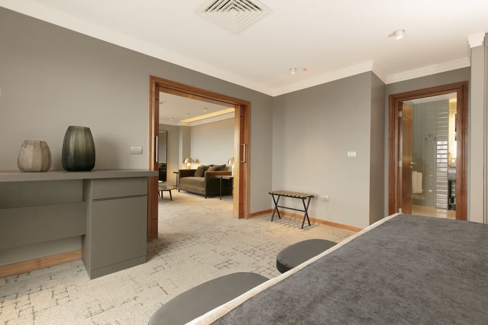 Golden Bay Hotel Boutique