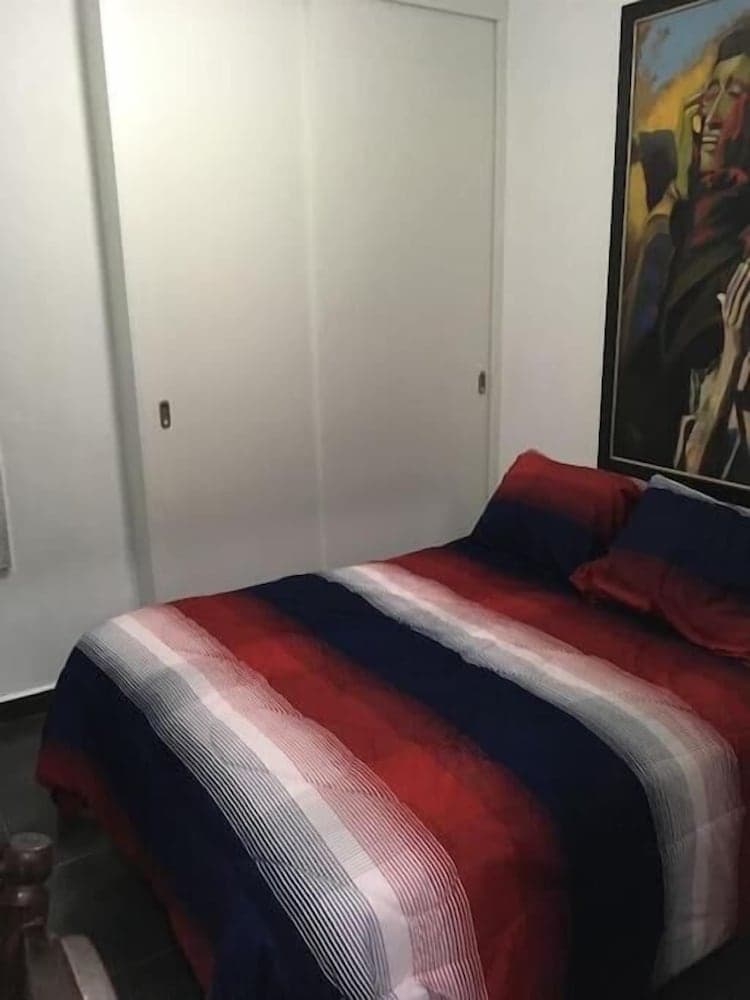 Hostal La Casita De Los Pajaros