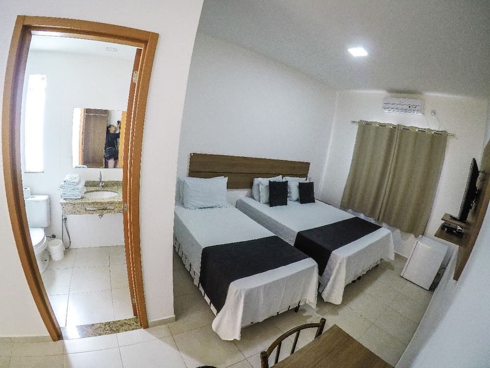 Hotel irmaos Vaz BR 116 no Entroncamento