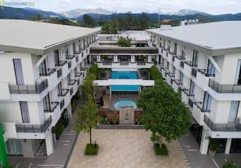 Mansion Garden Hotel