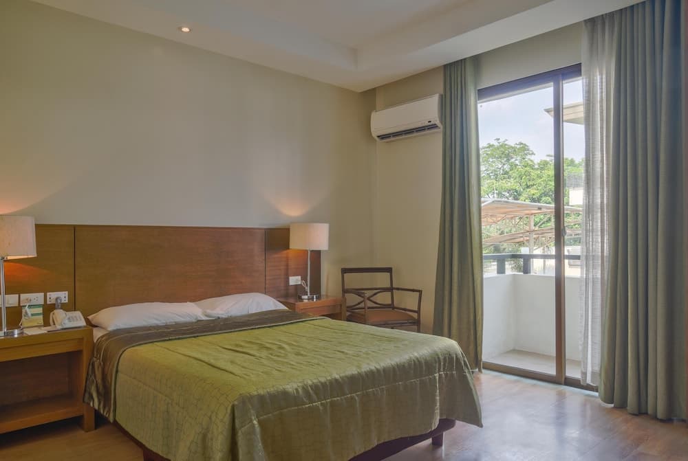 Mansion Garden Hotel