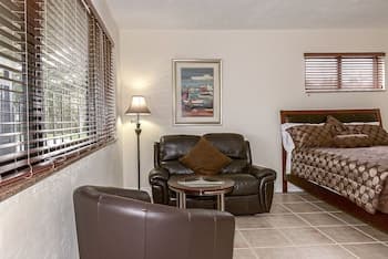 Shell Studios Hallandale Beach