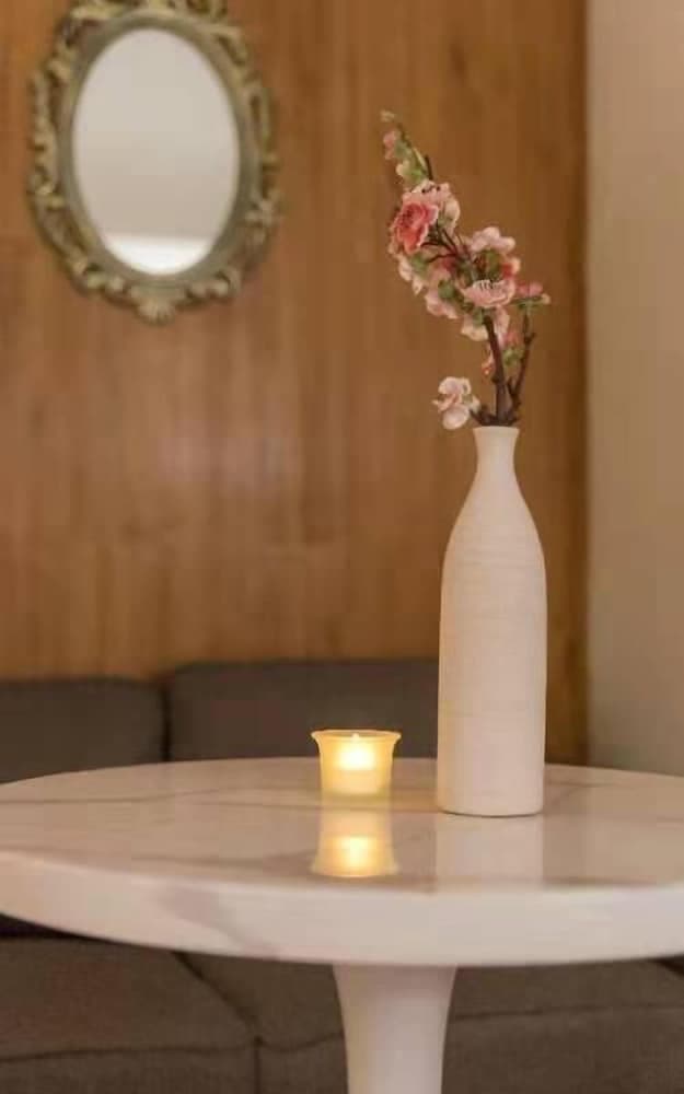 De La Reine Bar & Spa Hotel Guangzhou