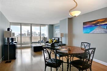 Bayfront Gem With Balcony and Pool