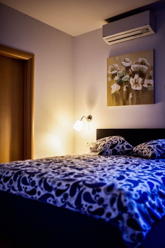 Villa Mary with pool and Sauna