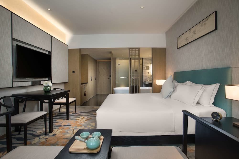 Ramada by Wyndham Zhenjiang City Center