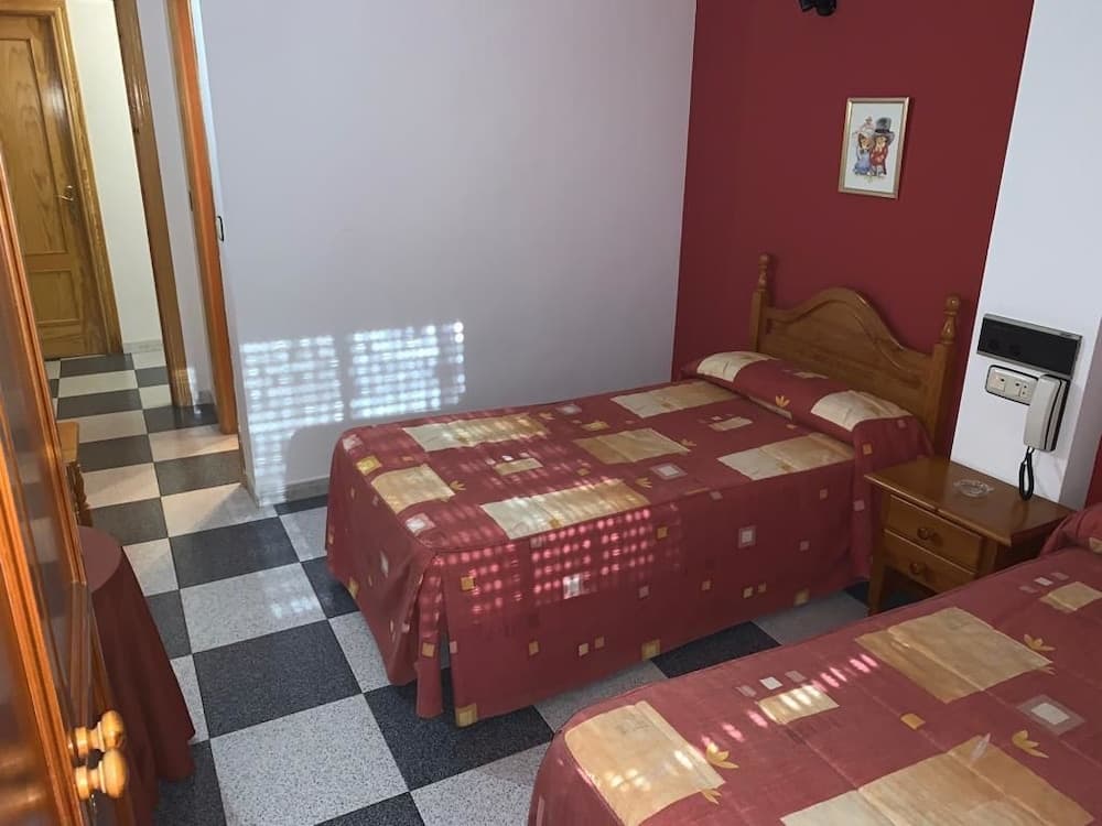 Hostel Restaurant Leyvamar