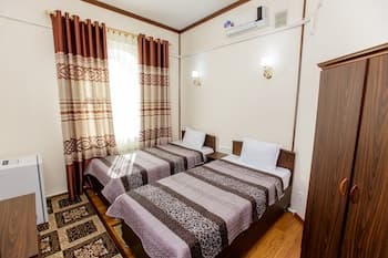 Xurshidabonu Guest House