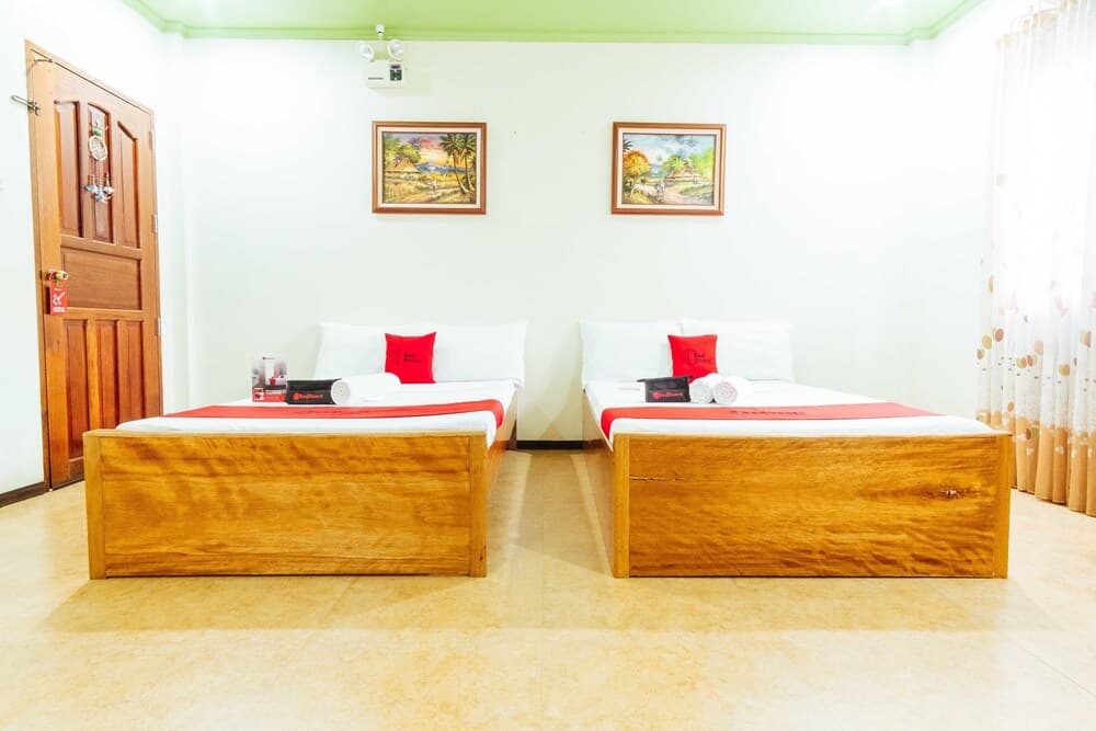 RedDoorz near Robinsons Puerto Princesa