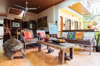 RedDoorz near Robinsons Puerto Princesa