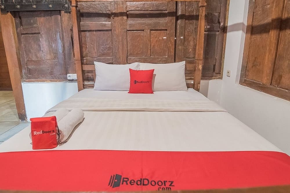 RedDoorz Resort @ Lembang 2