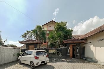 RedDoorz @ Jalan Hos Cokroaminoto Mataram