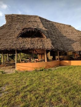 Kilindoni Sea View Bungalows