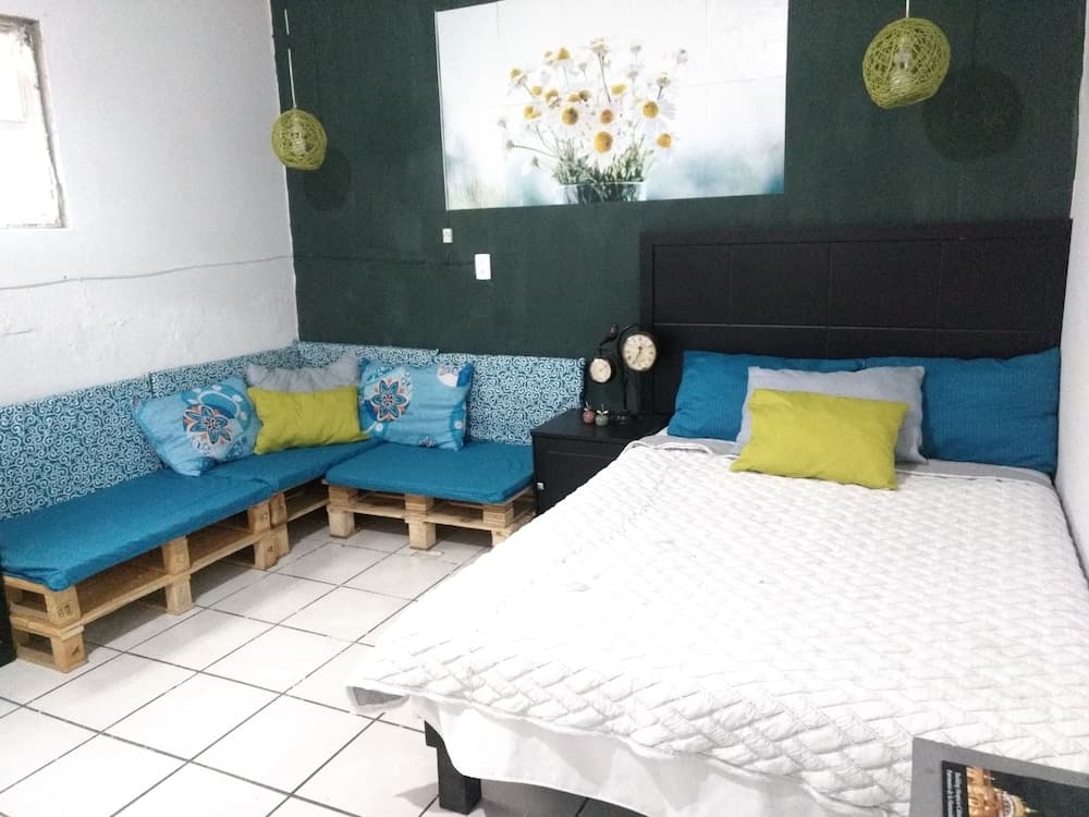 Hostal Gato Azul Habitaciones Privadas