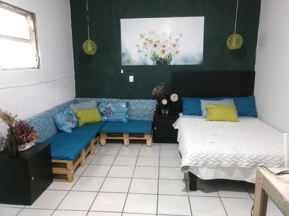 Hostal Gato Azul Habitaciones Privadas