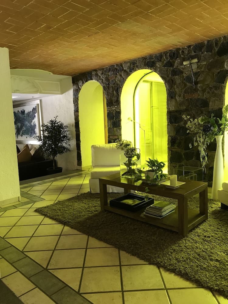 Cuernavaca Hermosa y Amplia Casa