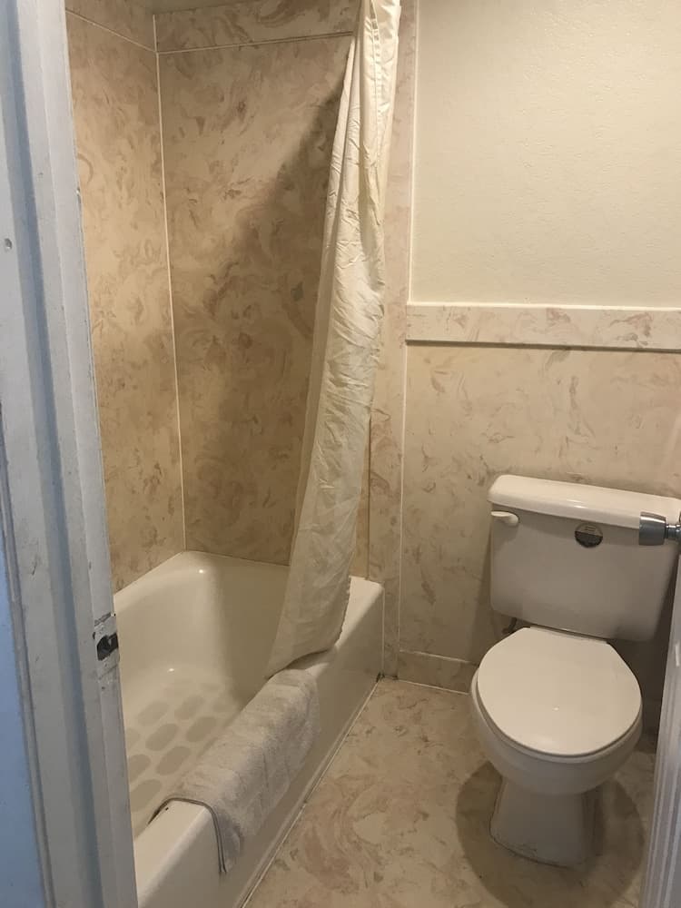 Regency Inn and Suites